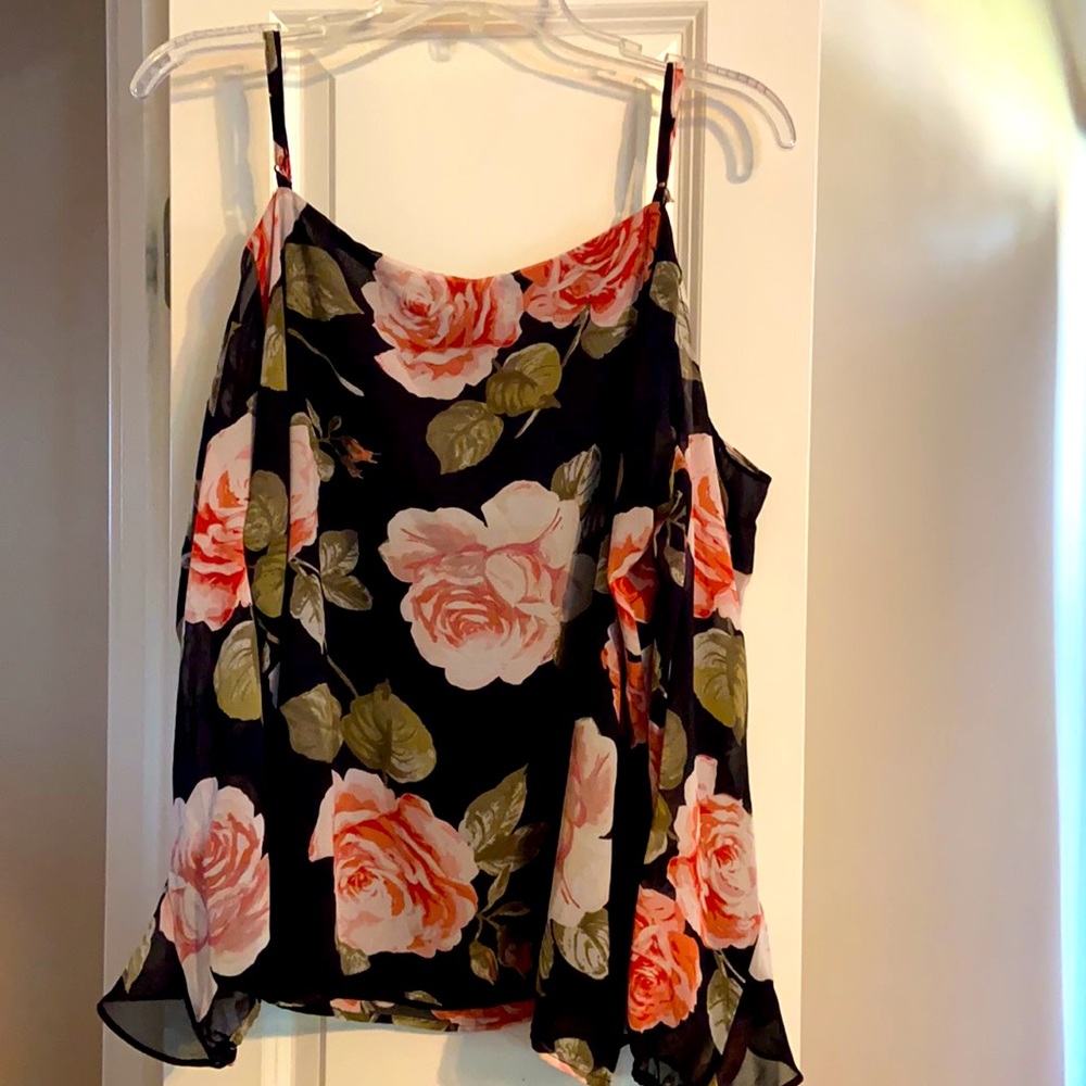 Adorable blouse - Picture 3 of 6